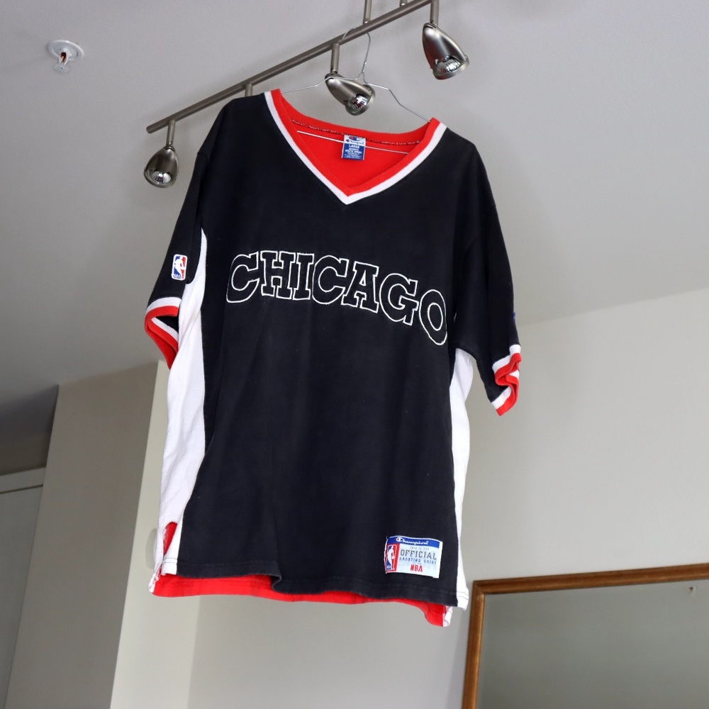 Vintage Chicago Bulls Warm Up Shooting Shirt!